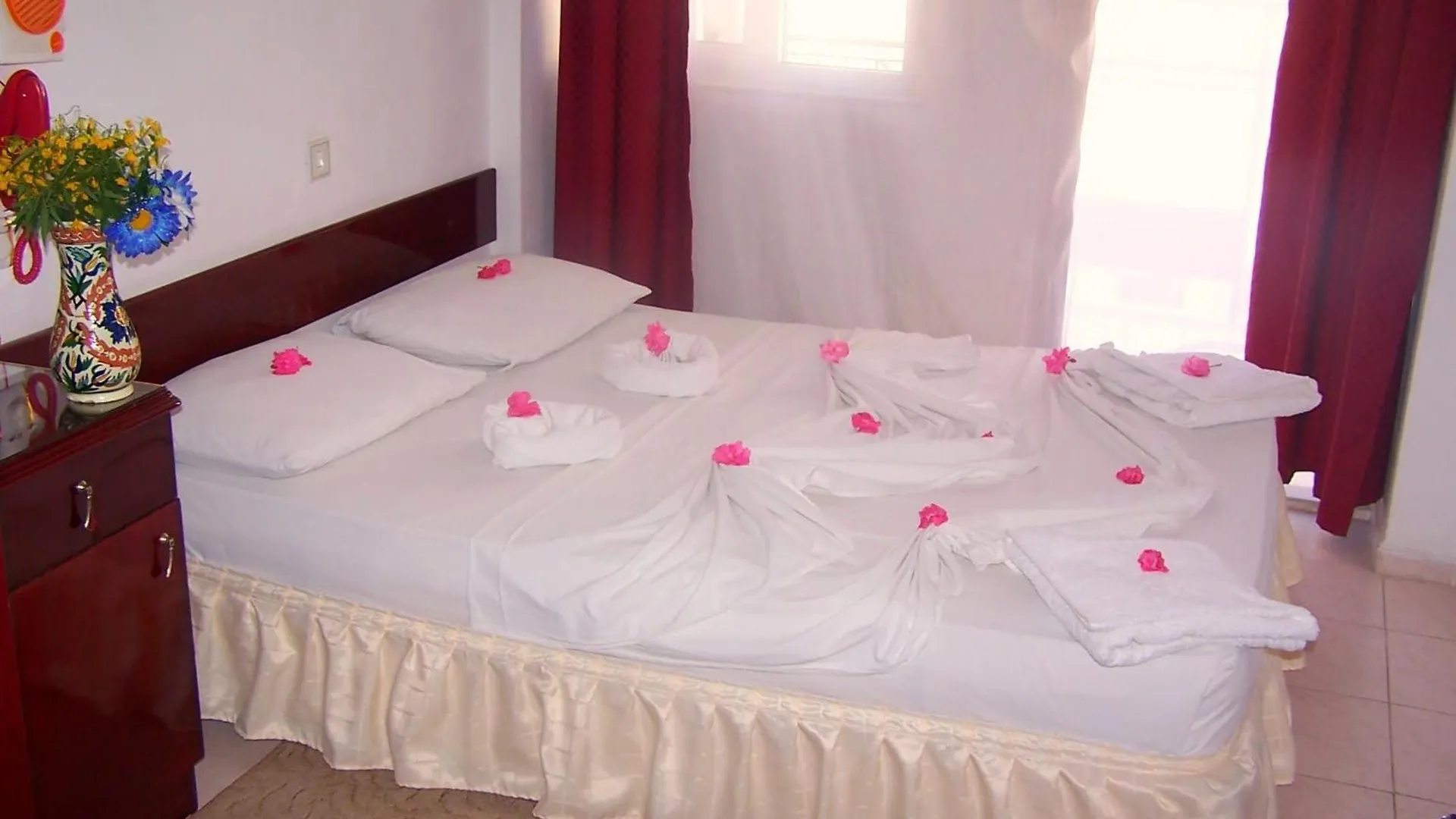 Konukevi Villa Fortin Pension Kuşadası